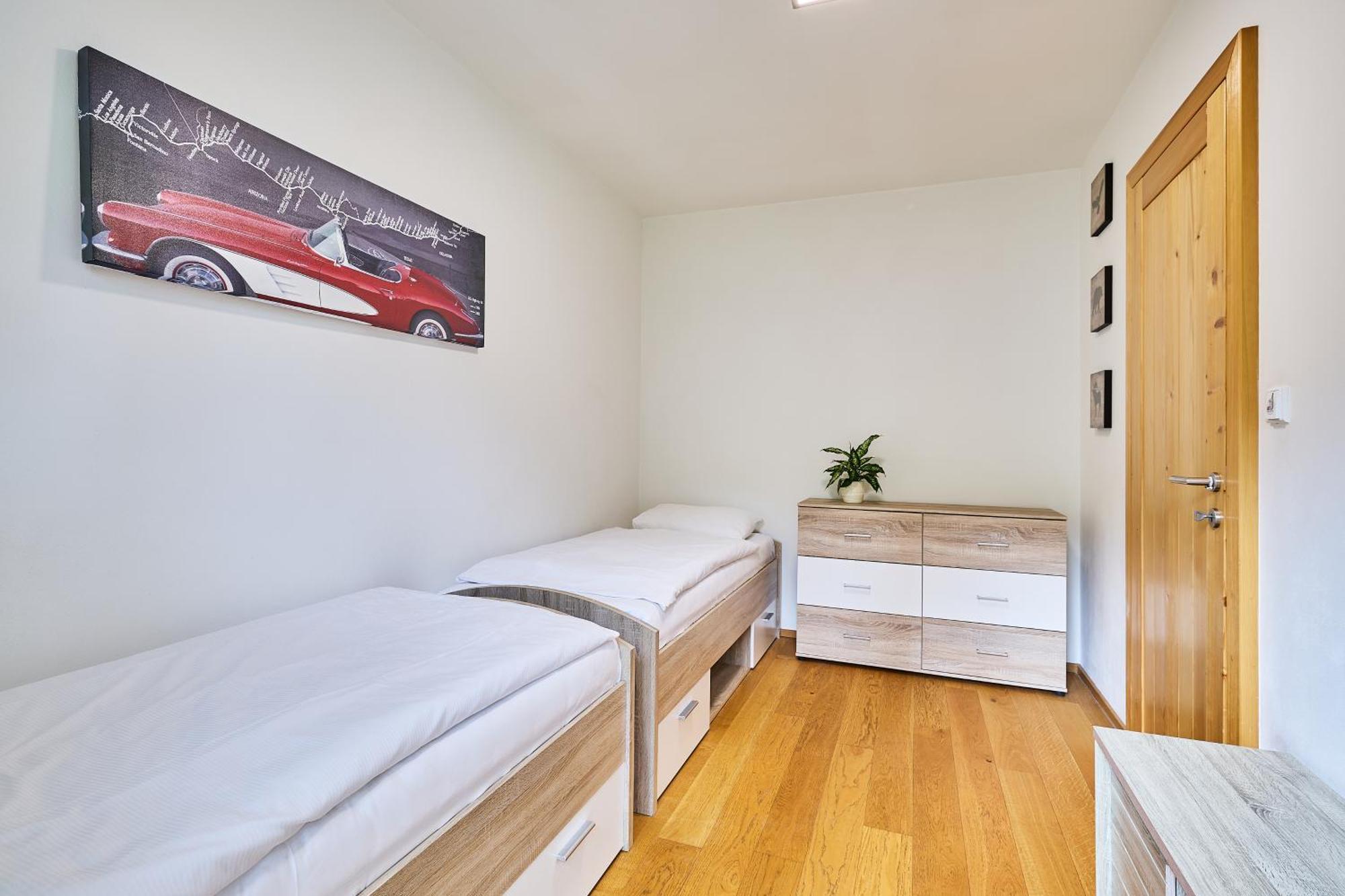 بيتس بود سنيزكو Aparthotel Kovarna Residence المظهر الخارجي الصورة